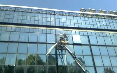 Sostituzione vetri edilizia